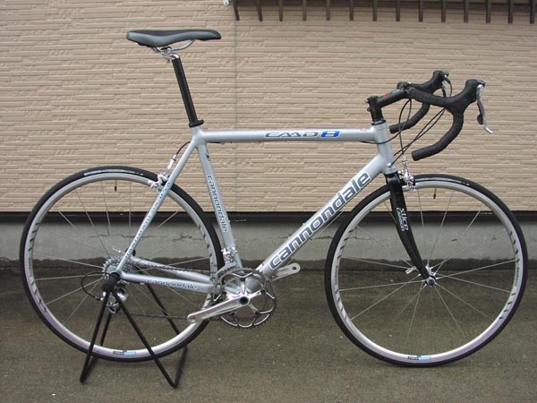 希少 Cannondale R700 650c ロードバイク フレームセット - 車・バイク